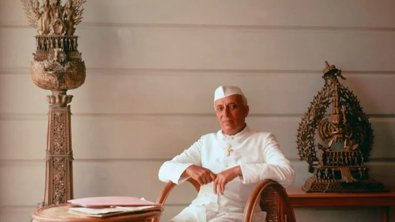 a-portrait-of-nehru-in-london-around-1950